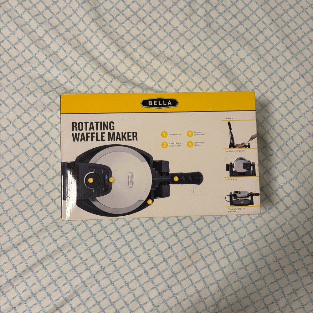NEW. Bella. Rotating Waffle Maker.